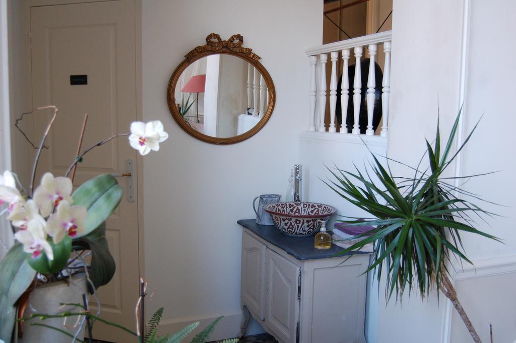 Le Manoir Du Menillet Bed & Breakfast Bornel Exterior photo